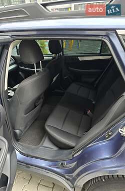 Универсал Subaru Outback 2018 в 