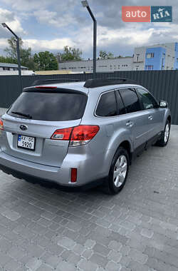 Универсал Subaru Outback 2012 в 