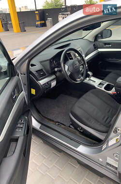 Универсал Subaru Outback 2012 в 