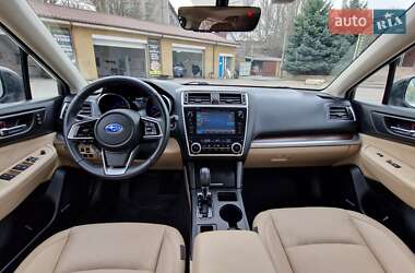 Универсал Subaru Outback 2018 в 