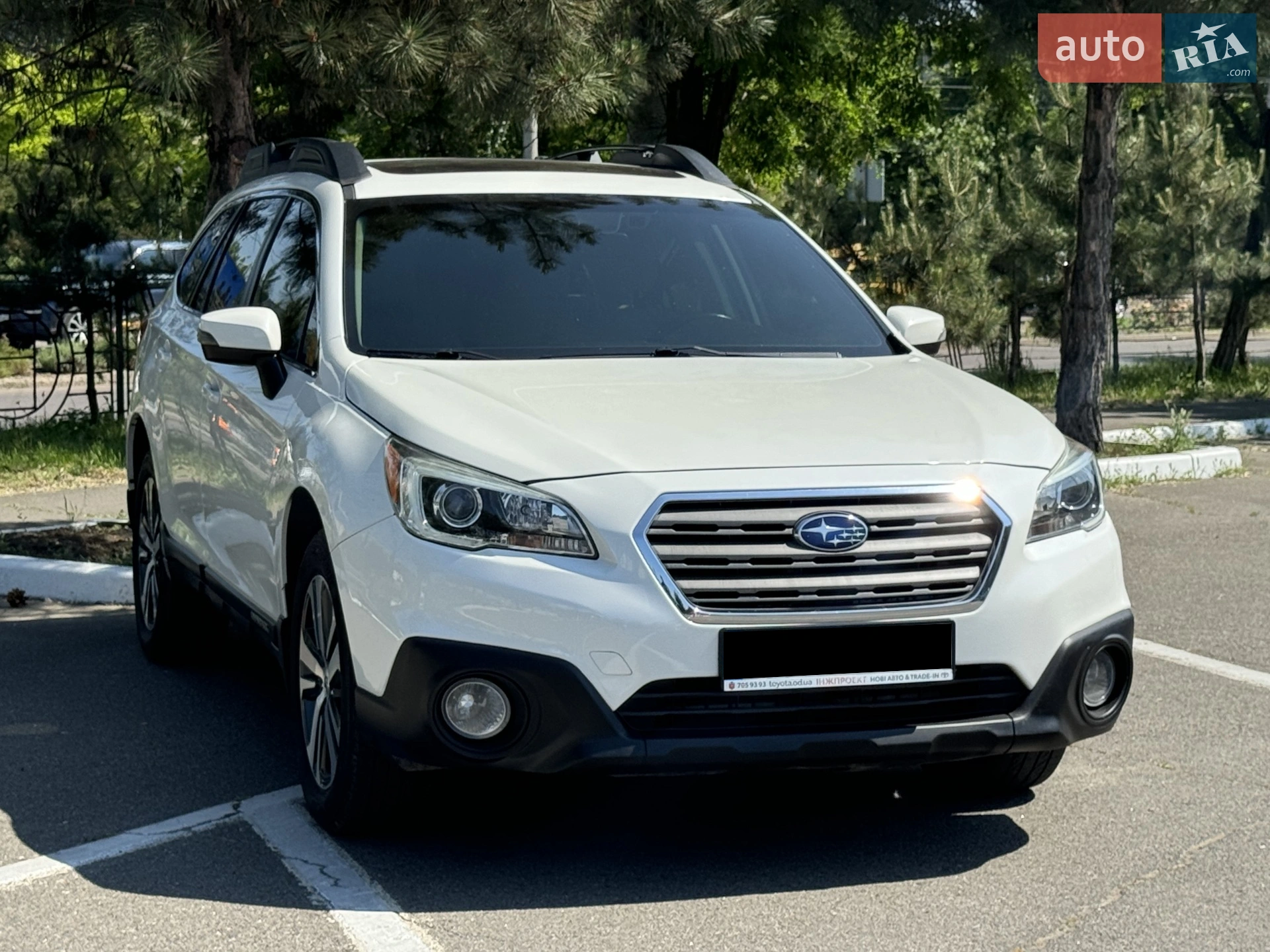 2016 Subaru Outback - мініатюра 2