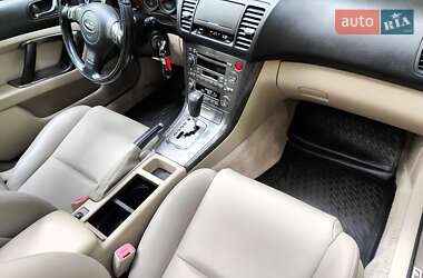 Универсал Subaru Outback 2004 в 