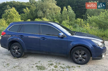 Универсал Subaru Outback 2010 в 