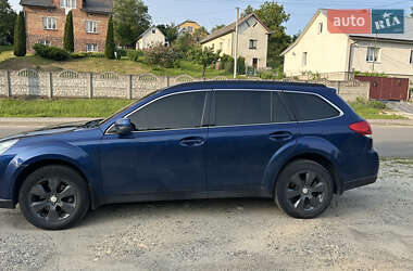 Универсал Subaru Outback 2010 в 