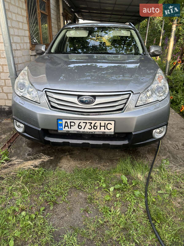 Subaru Outback 2011