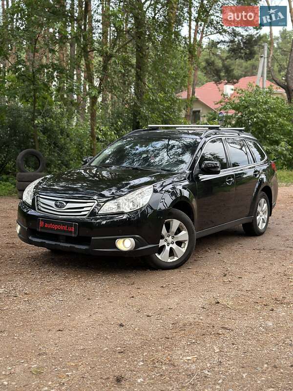 Subaru Outback 2011