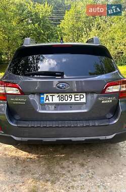 Универсал Subaru Outback 2016 в Косове
