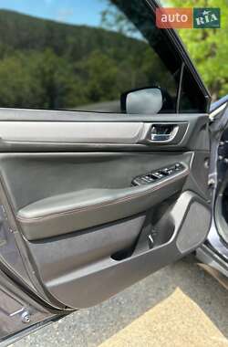 Универсал Subaru Outback 2016 в Косове