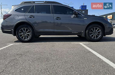 Універсал Subaru Outback 2017 в Києві