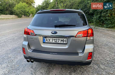 Универсал Subaru Outback 2011 в 