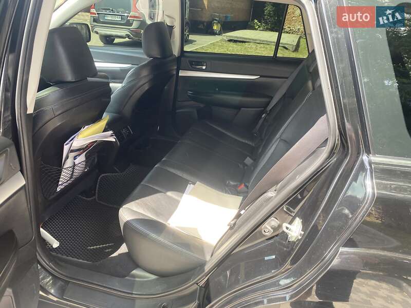 Универсал Subaru Outback 2010 в Лубнах