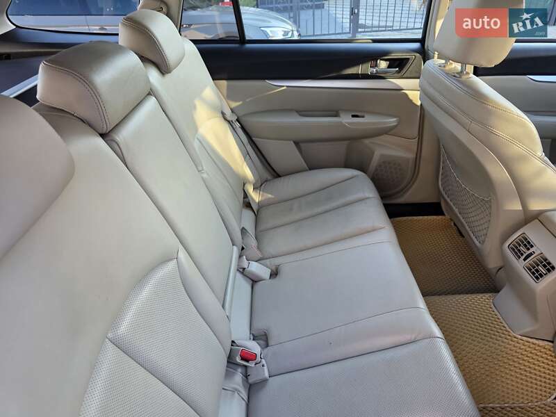 Универсал Subaru Outback 2009 в Херсоне