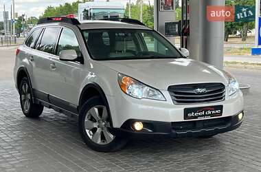 Универсал Subaru Outback 2010 в Николаеве
