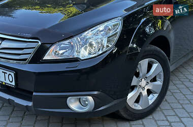 Универсал Subaru Outback 2011 в 