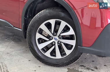 Внедорожник / Кроссовер Subaru Outback 2021 в 