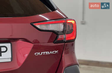 Внедорожник / Кроссовер Subaru Outback 2021 в 