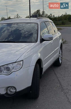 Универсал Subaru Outback 2008 в Чопе