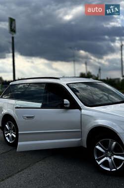 Универсал Subaru Outback 2008 в Чопе