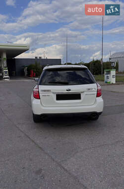 Универсал Subaru Outback 2008 в Чопе