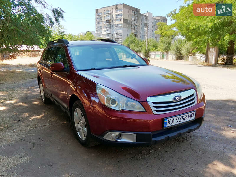 Универсал Subaru Outback 2010 в Одессе