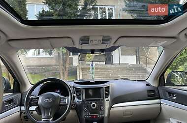 Универсал Subaru Outback 2013 в 