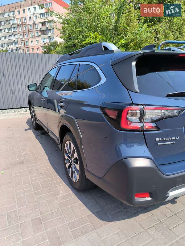 Внедорожник / Кроссовер Subaru Outback 2022 в Днепре