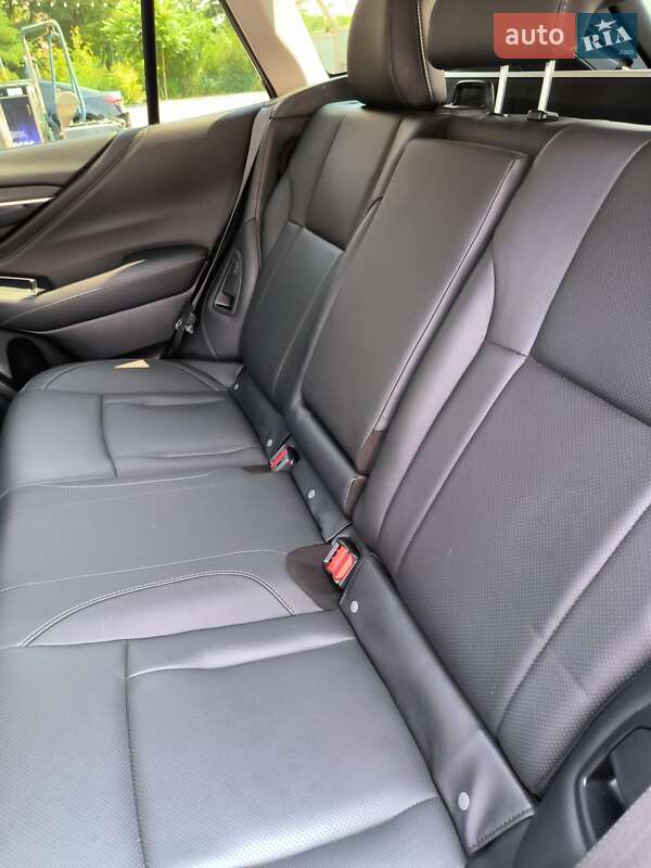 Внедорожник / Кроссовер Subaru Outback 2022 в Днепре