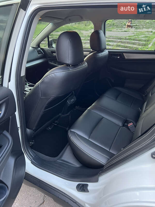 Универсал Subaru Outback 2018 в Полтаве