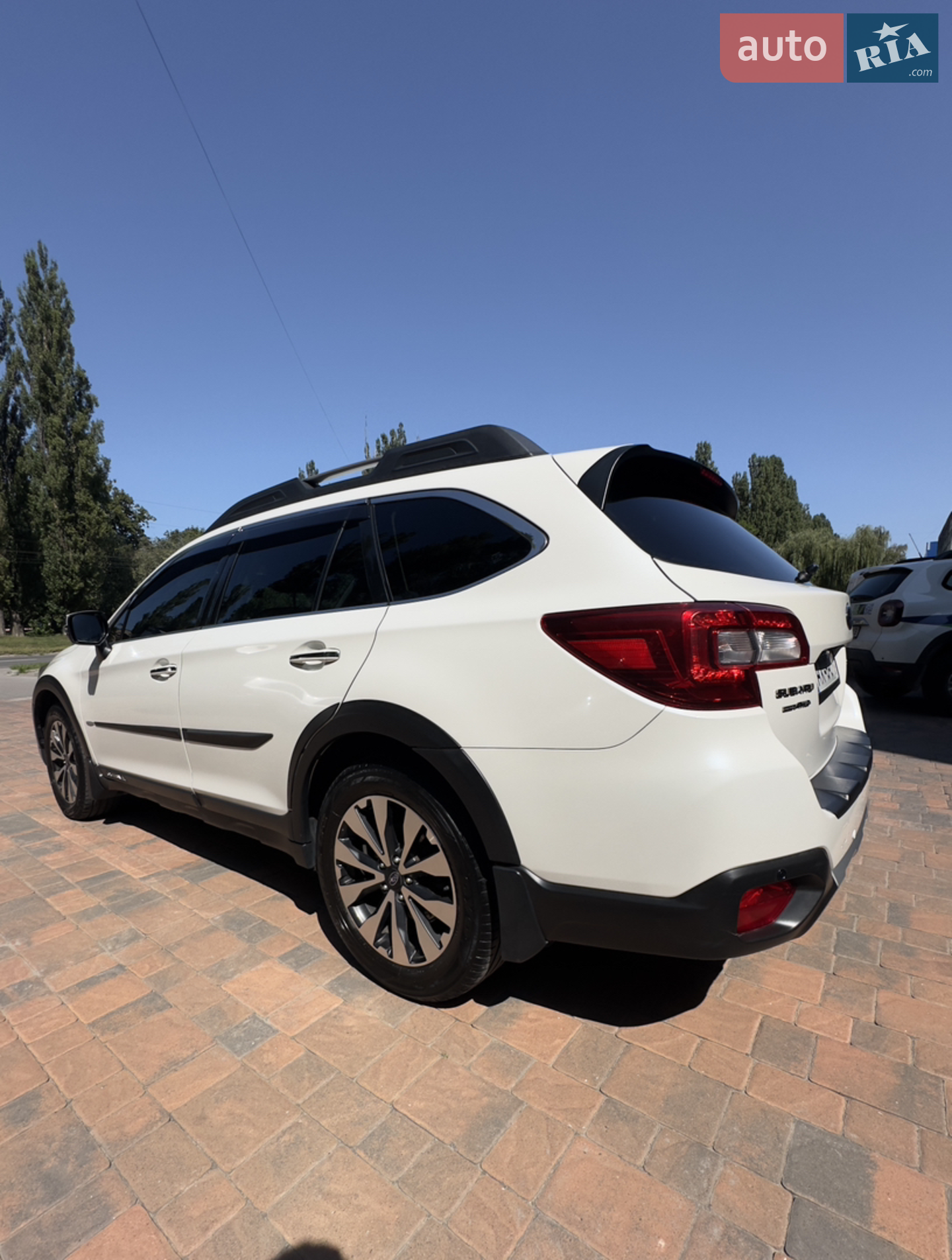 2017 Subaru Outback - мініатюра 10