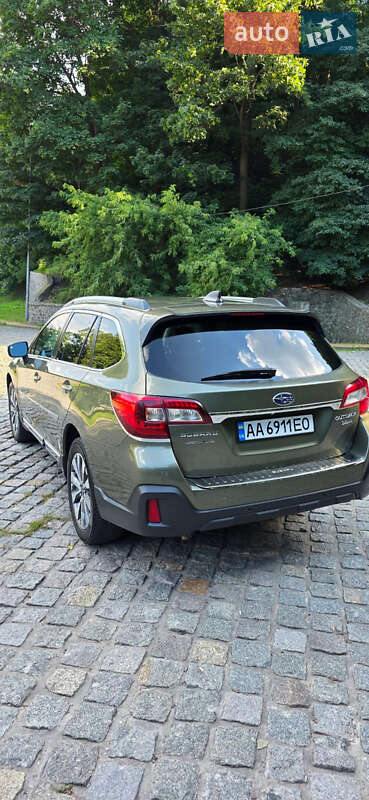 Універсал Subaru Outback 2018 в Києві