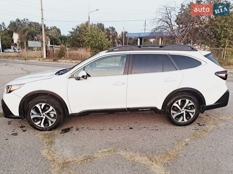 Внедорожник / Кроссовер Subaru Outback 2021 в Запорожье