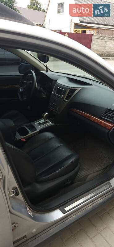 Универсал Subaru Outback 2012 в Житомире фото 7 Универсал Subaru Outback 2012 в Житомире