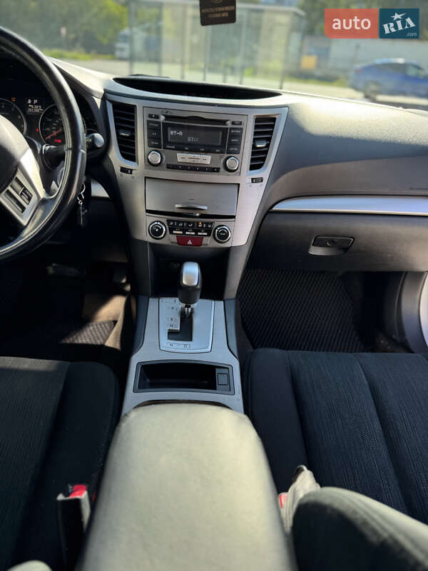 Универсал Subaru Outback 2013 в Тернополе