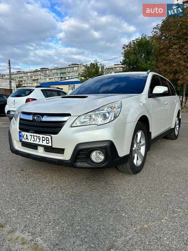 Универсал Subaru Outback 2013 в Киеве