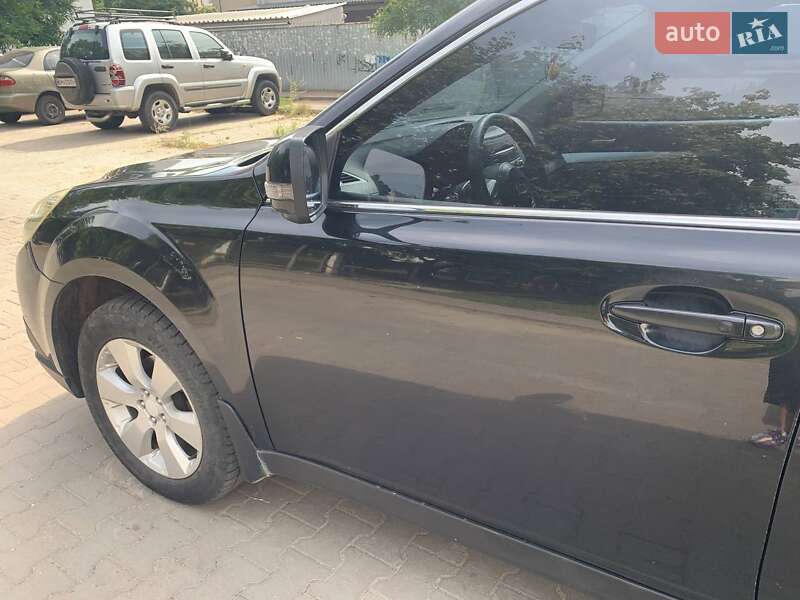 Универсал Subaru Outback 2011 в Сумах