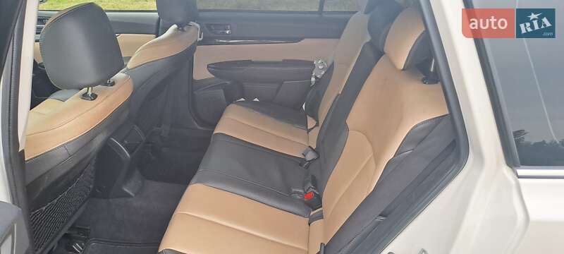 Универсал Subaru Outback 2014 в Вараше