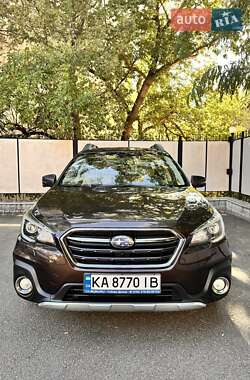 Универсал Subaru Outback 2018 в Киеве