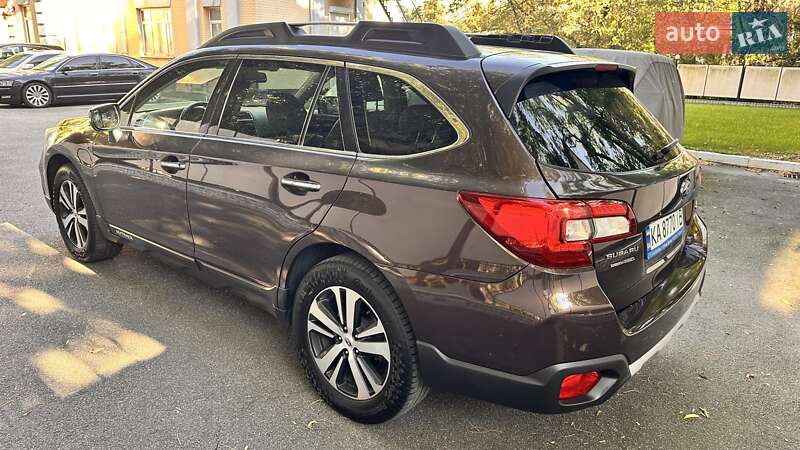 Универсал Subaru Outback 2018 в Киеве