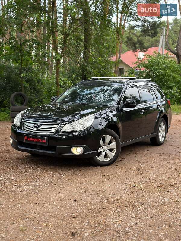 Subaru Outback 2011
