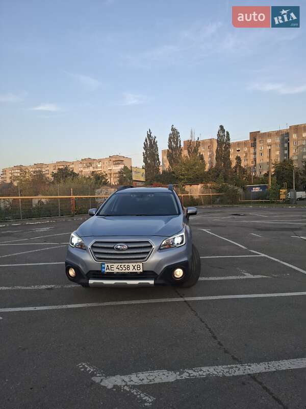 Subaru Outback 2016