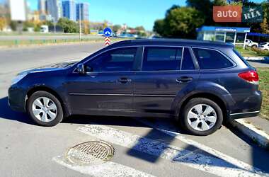 Универсал Subaru Outback 2011 в Киеве