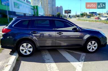 Універсал Subaru Outback 2011 в Києві
