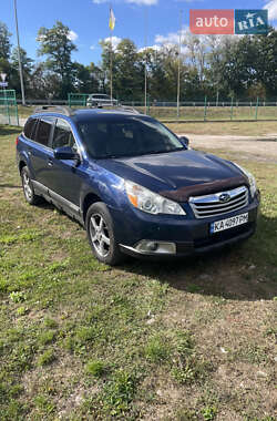 Універсал Subaru Outback 2010 в Києві