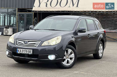 Универсал Subaru Outback 2009 в Киеве