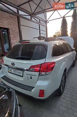 Универсал Subaru Outback 2014 в Днепре
