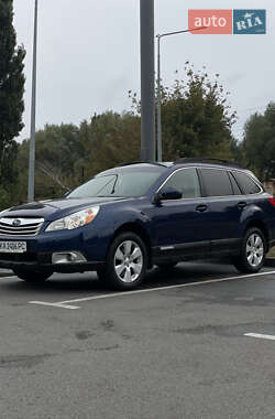 Универсал Subaru Outback 2011 в Киеве