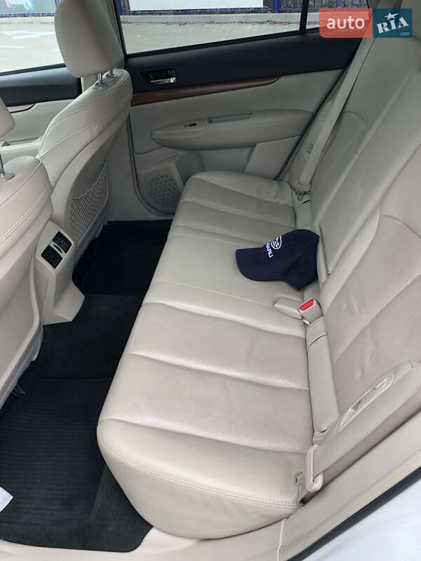 Універсал Subaru Outback 2012 в Тернополі фото 6 Універсал Subaru Outback 2012 в Тернополі