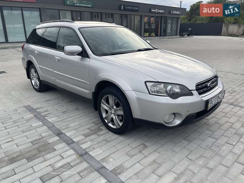 Subaru Outback 2004