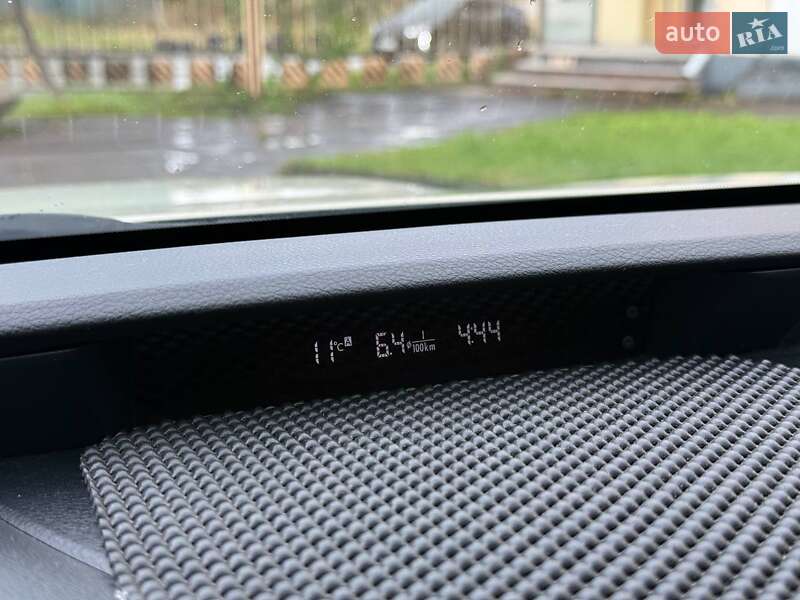 Універсал Subaru Outback 2010 в Львові