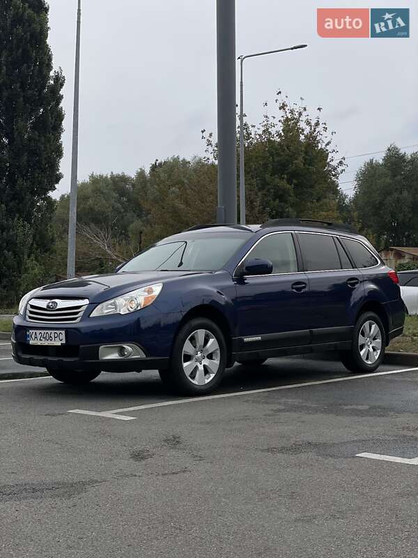Универсал Subaru Outback 2011 в Киеве